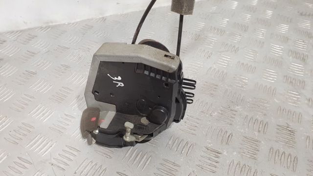 Замок задньої дверї, правої 6905030491 TOYOTA