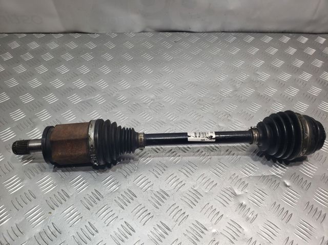 Піввісь передня ліва 7598027 BMW