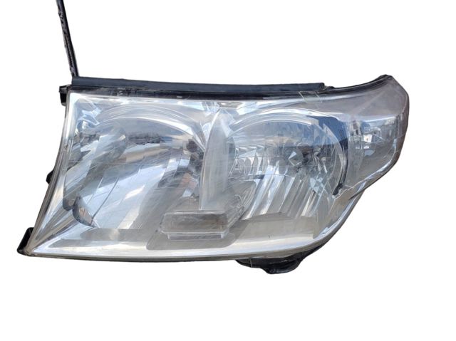 Фара дальнього світла в зборі 8117060C80 TOYOTA