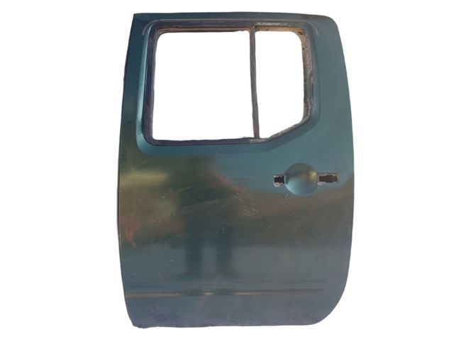 Двері задні 82101EB332 NISSAN