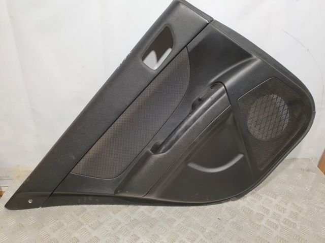 Внутрішня обшивка лівих задніх дверей 833013K0504V HYUNDAI