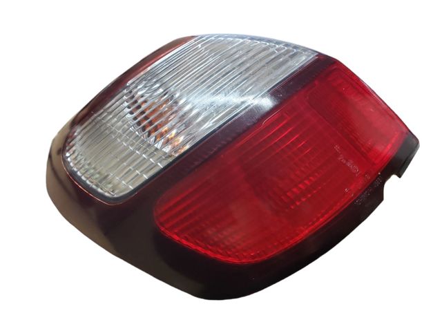 Задня ліва фара 84201AE270 SUBARU