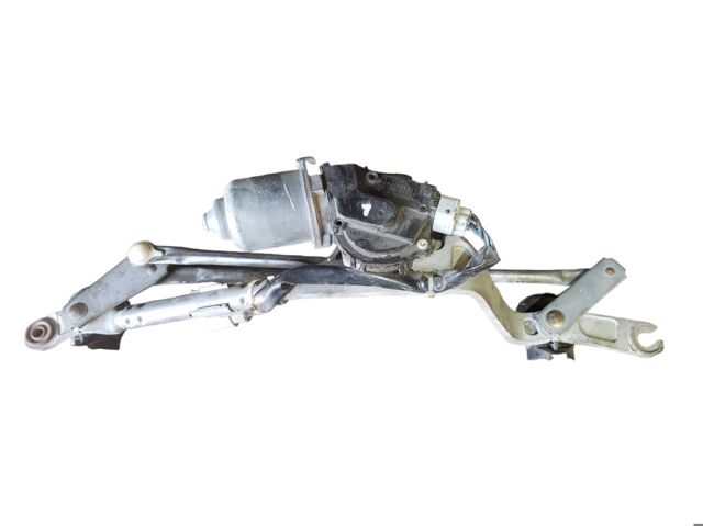 Мотор склоочисника передній 8511002190 TOYOTA