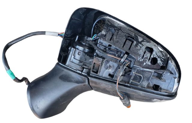 Дзеркало ліве 8794005420 TOYOTA