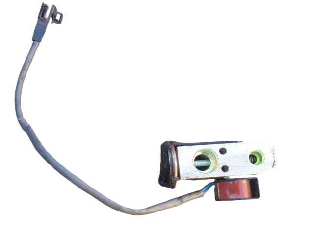 Клапан TRV, кондиціонера 8851560130 TOYOTA