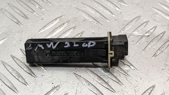 Датчик температури салону 9238085 BMW