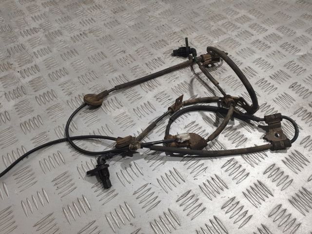 Датчик АБС (ABS) задній, лівий 956802E400 HYUNDAI