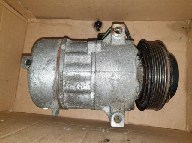 Компресор холодоагенту 97701C5100 HYUNDAI