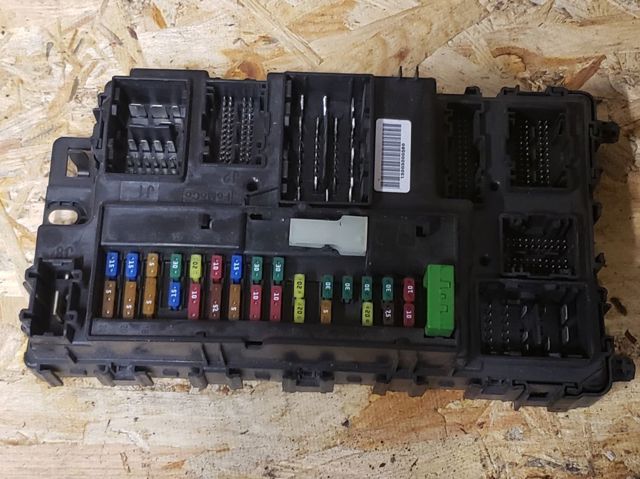 Реле запобіжників DG9T14B476 FORD