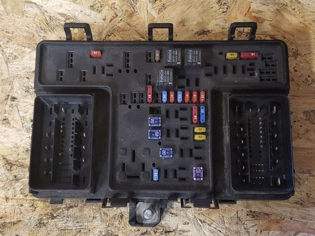Монтажний блок DG9Z14A068W FORD