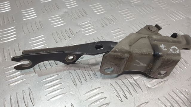 Завіс капота, лівий EG2152420A MAZDA