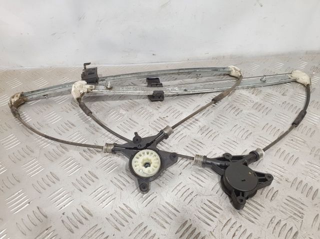 Механізм склопідйомника двері задньої, правої EG2172590C MAZDA