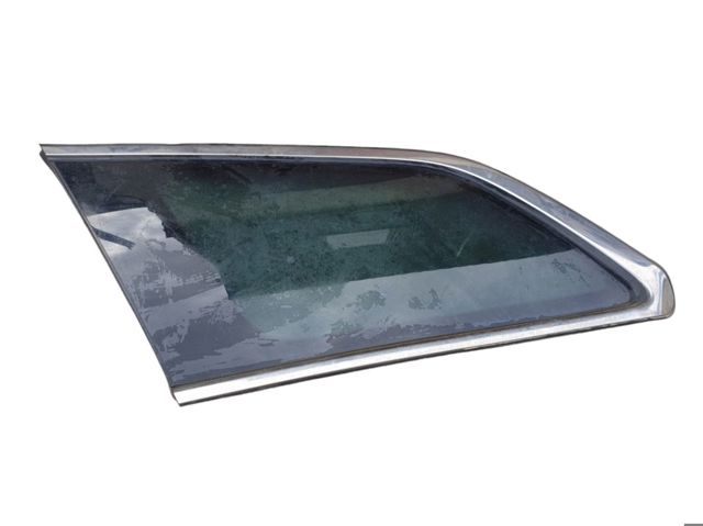 Скло багажного відсіку, ліве EG2263950D MAZDA
