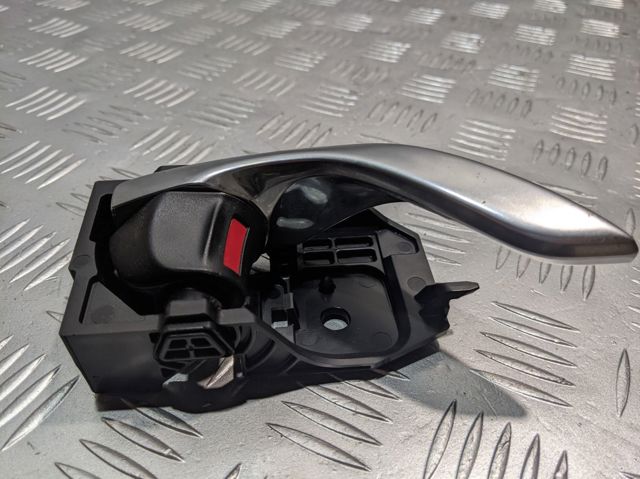 Ручка дверей лівих, внутрішня, перед/зад KD5359330C MAZDA