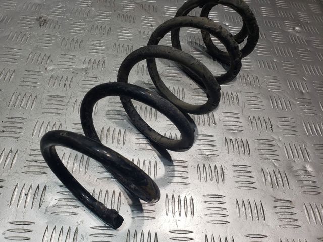 Пружина задня KF5728011 MAZDA