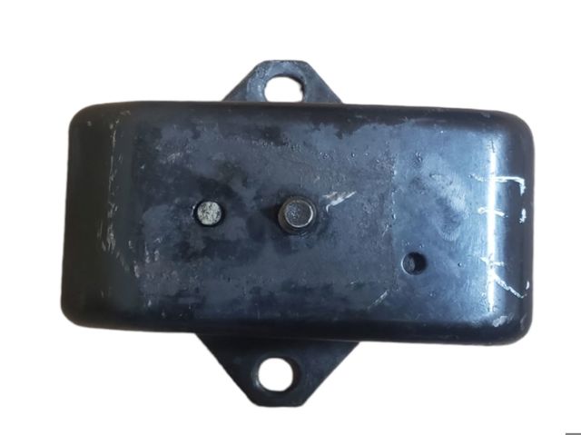 Подушка (опора) двигуна лів./прав. MR995005 MITSUBISHI