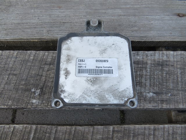 Модуль управління двигуном 09355929 GM