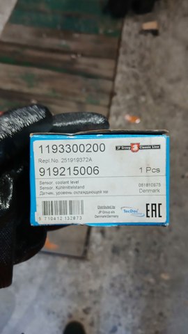 Датчик рівня охолоджуючої рідини 251919372A VAG