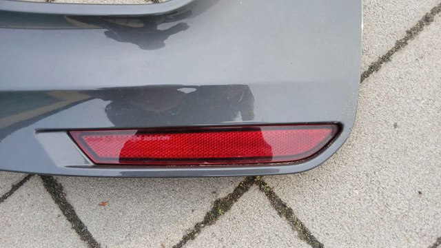 Правий катафот заднього бампера 63147851578 BMW