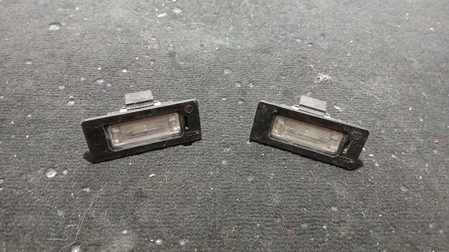 Ліхтар підсвічування заднього номерного знака 8T0943021 VAG