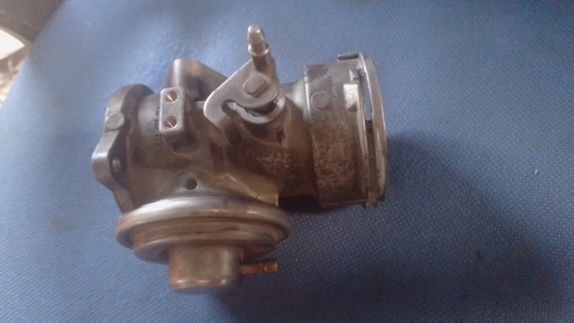 Клапан EGR Ауді A6 C5