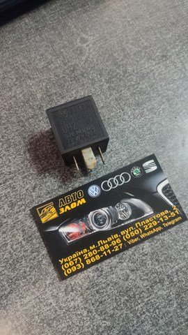 Реле склоочисника Фольксваген Транспортер T4