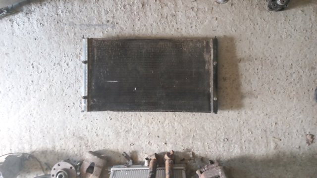 Радіатор охолодження двигуна 1HM121253D VAG