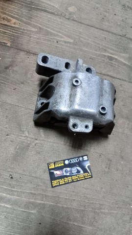 Права подушка двигуна 1J0199262 VAG