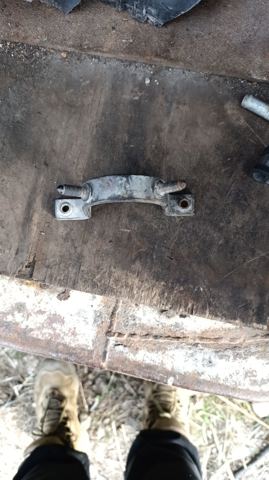 Кронштейн баку паливного 1J0422874A VAG