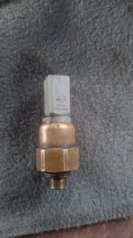 Датчик насоса ГУР 1J0919081 VAG