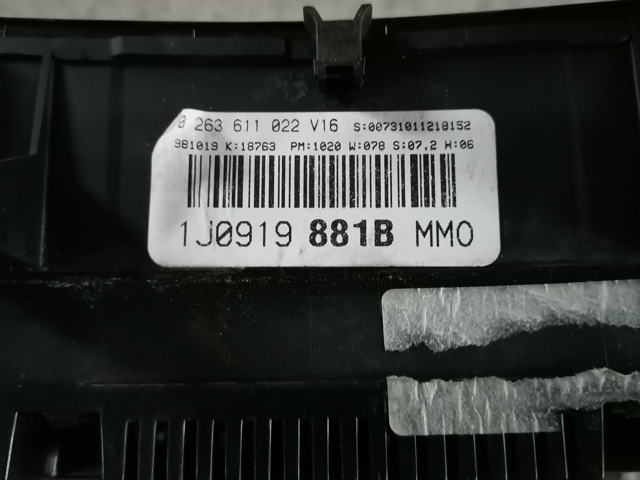 Панель приладів 1J0919881B VAG