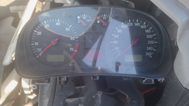 Щиток приладів додатковий 1J0920821A VAG