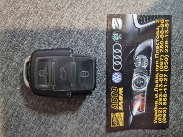 Брелок управління сигналізацією 1K0959753 VAG