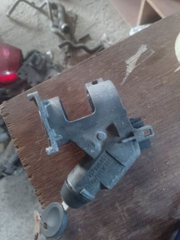 Замок запалювання 357905851 VAG