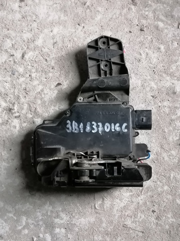Внутрішній дверний замок 3B1837016C VAG