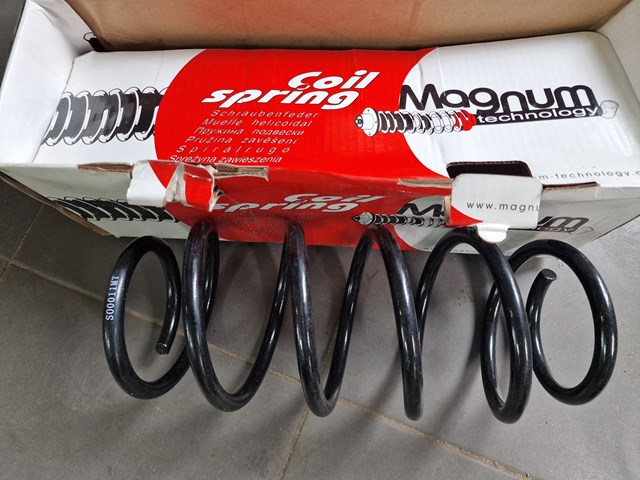 Пружина передня S00011MT MAGNUM TECHNOLOGY