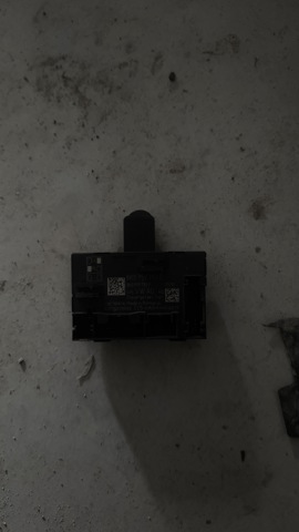Блок комфорту передніх дверей 8K0959792R VAG