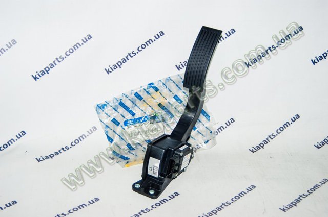Педаль газу (акселератора) 327102B100 HYUNDAI