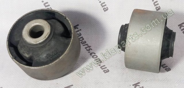 С/блок нижнього важеля 545841J000 KOREA (OEM)