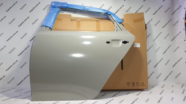 Двері задні 77003D4000 HYUNDAI