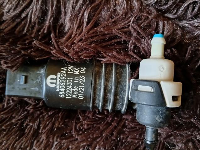 Насос електроомивача 68406292AA CHRYSLER