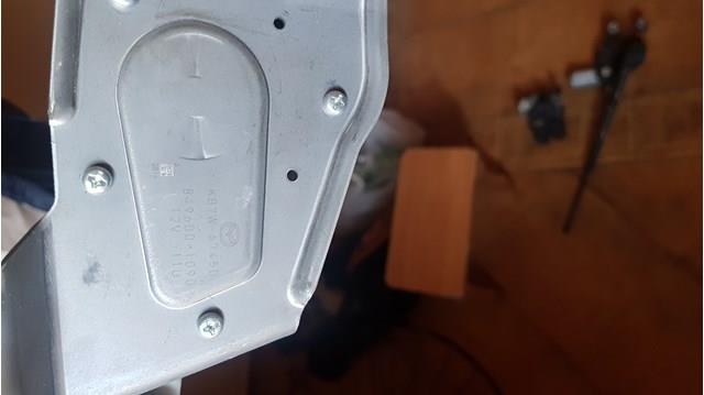 Моторчик заднього двірника KB7W67450 MAZDA