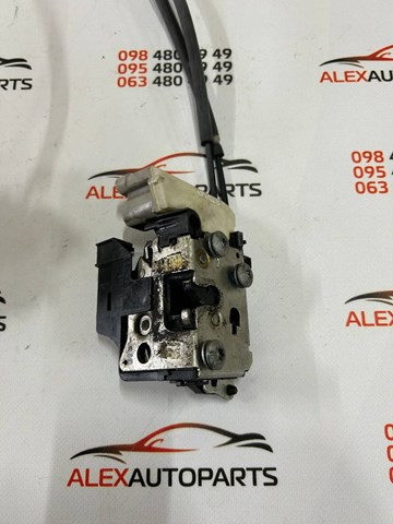 Замок дверей бічних зсувних лівих 51765345 FIAT