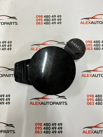 Лючок паливного бака 695101D000 HYUNDAI