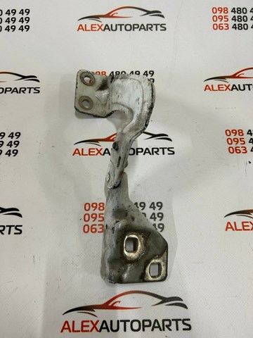 Завіса капота права 8200153071 RENAULT