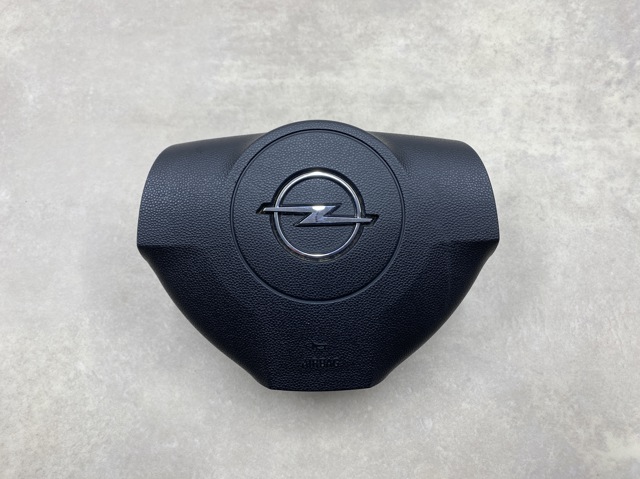 Подушка AIRBAG передня ліва 13111348 GM