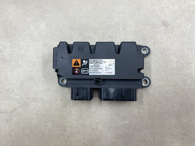 Блок управління airbag 13595562 GM