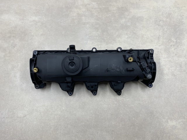 Кришка клапанів 8200629199 RENAULT