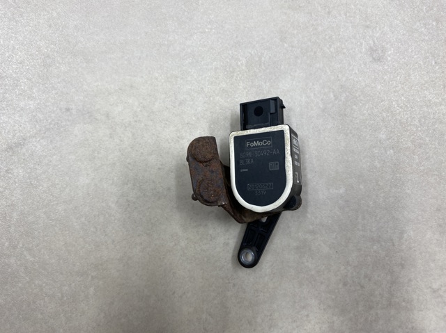Регулятор положення кузова передньої підвіски 8G9N3C438AA FORD