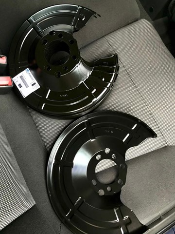 Захисний кожух гальмівного диска, заднього 90498290 OPEL